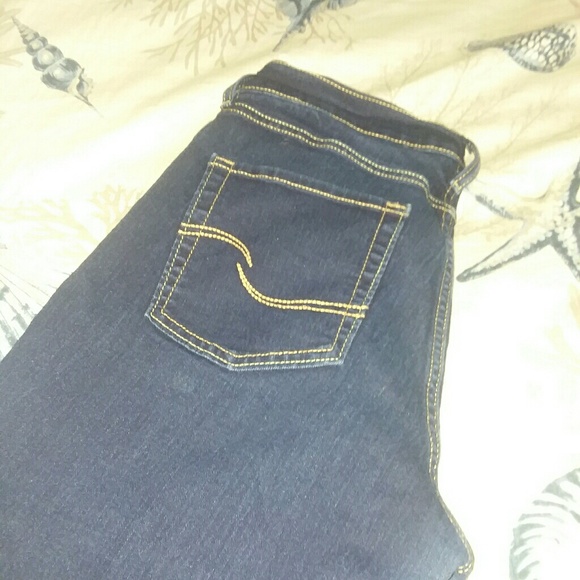 Dark Levi Strauss Jeans - Picture 3 of 3